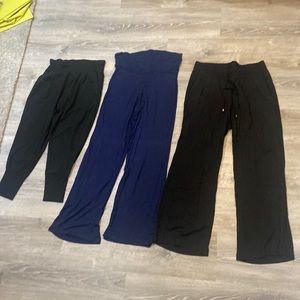 3 pairs of joggers/sweats for ($15.00)